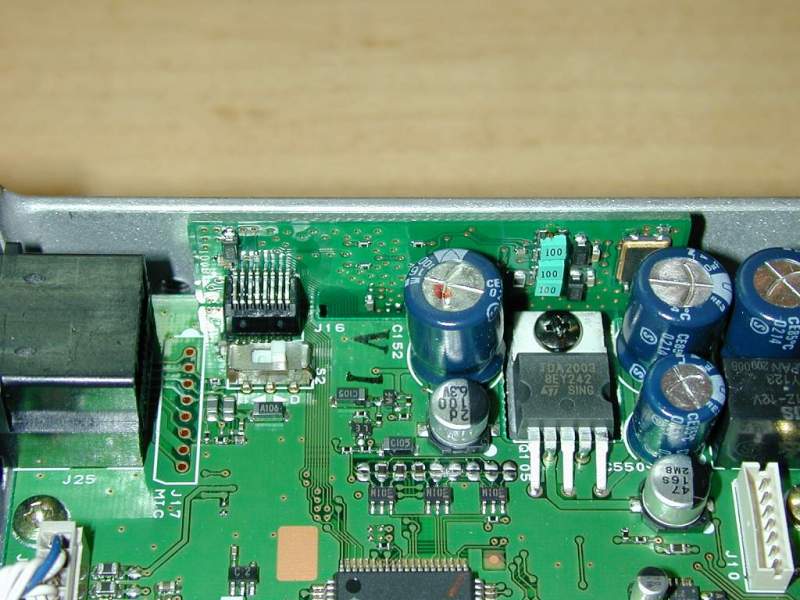 The DSP-2 board is fitted vertically - the 
connector is all that holds it in place, but it seems mechanically rigid
 enough.